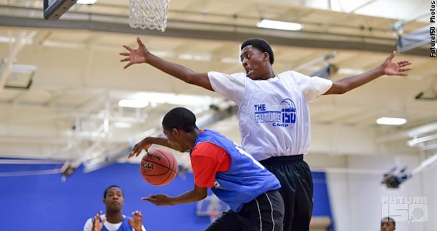 2017 SF John Petty proving he has tools to be elite player.