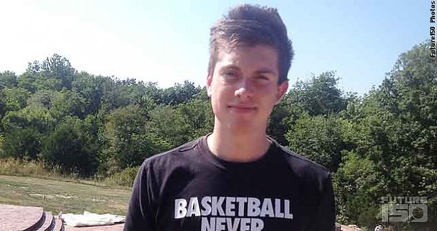 2015 CG Ashton West out of Missouri is a combo with skills