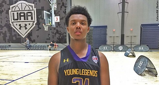 Milwaukee SF Deontay Long is having a nice week at #UAA.