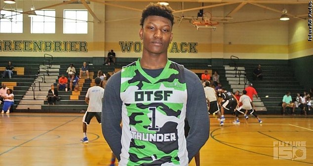 Florida 6'7" forward Gervon Dexter makes his splash.