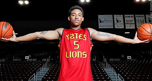Yates (TX) forward J.C. Washington