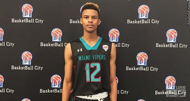 2020 wing Tony Sanders had a great weekend in NYC.